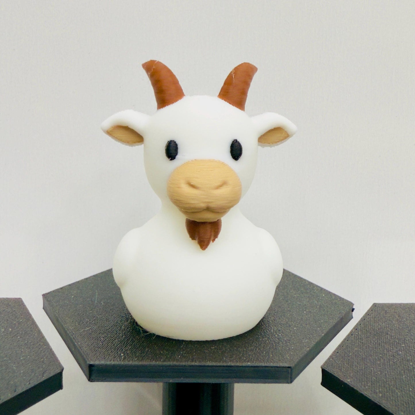 Farm Animal Duck Figurines – 3D Printed Jeep Ducks for Dashboard or Gifting